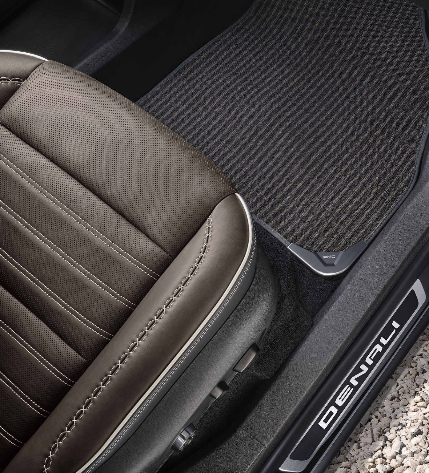 2026 GMC Acadia Gets Denali Ultimate Trim For The First Time Motor 2026 GMC Acadia Gets Denali Ultimate Trim For The First Time Motor