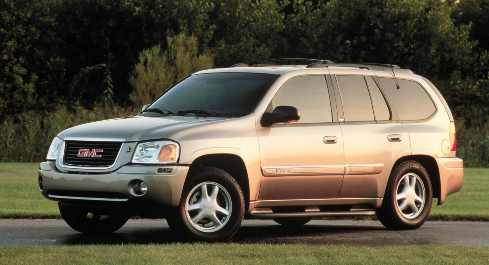 2026 GMC Envoy Specs Release Date Interior New GMC Models